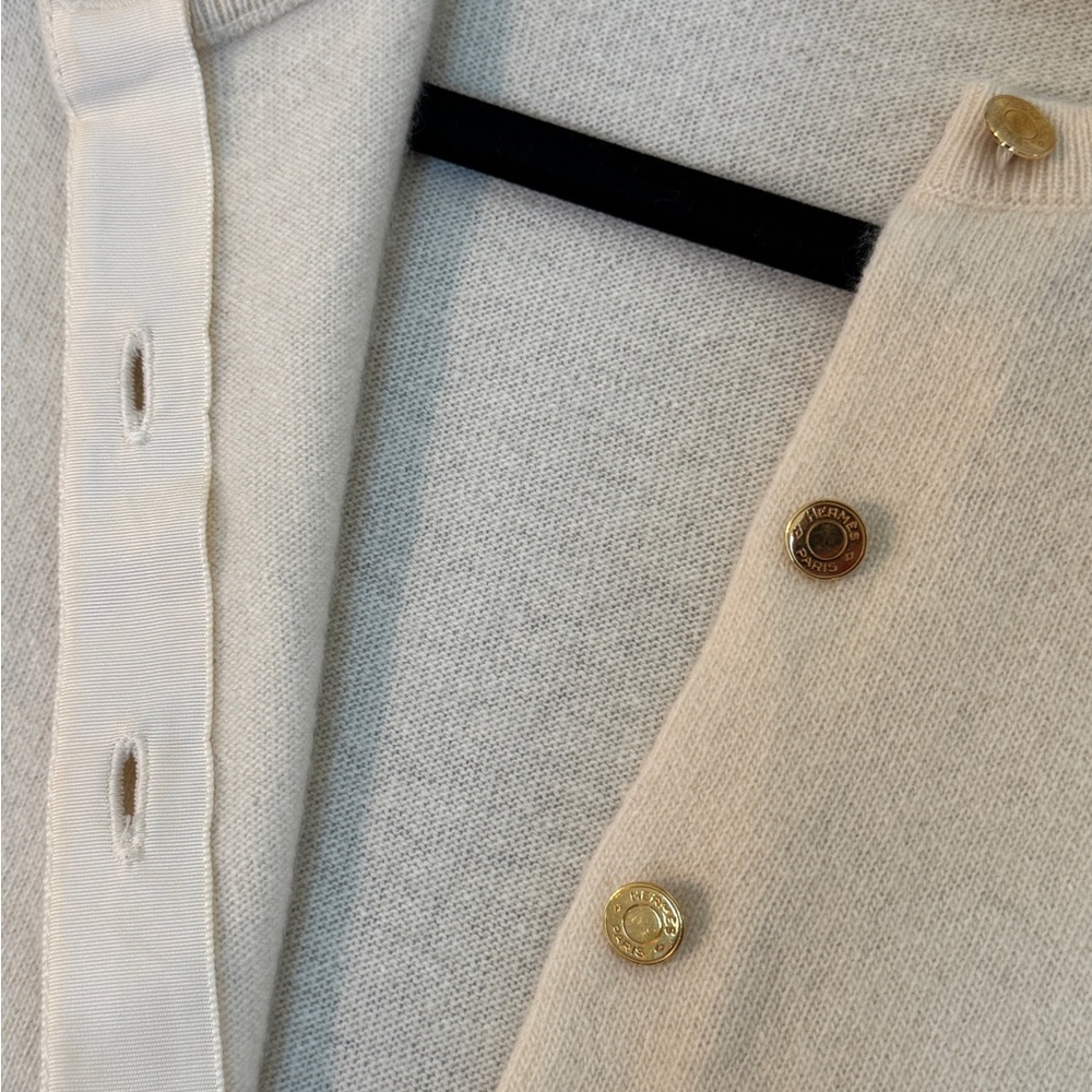 Vintage Hermes Cashmere Cream Cardigan - Picture 4 of 7